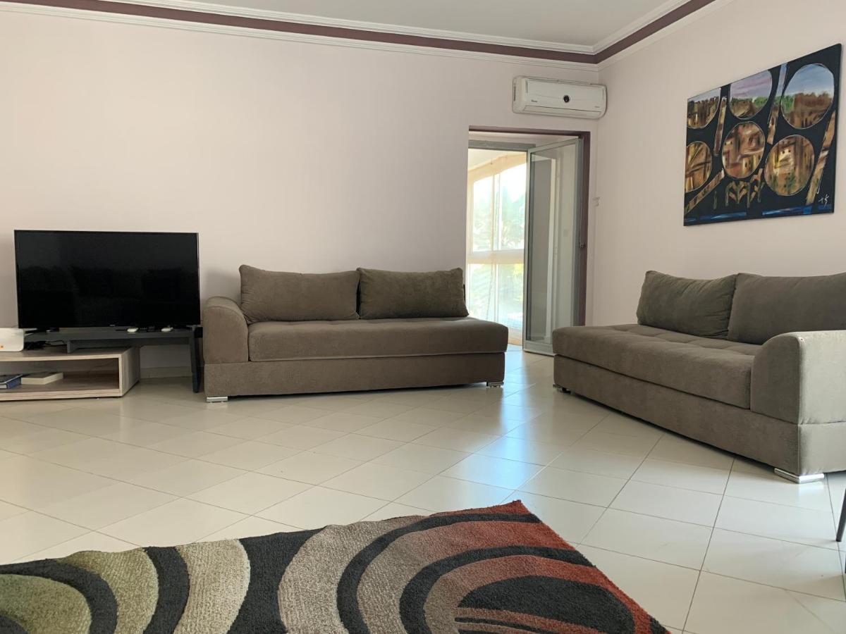 Anfa 28 - 2 Bedrooms - Well Located Apartment - Large And Pleasant Casablanca Kültér fotó